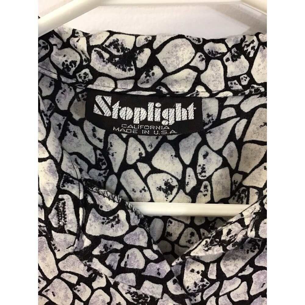 Vintage/Retro Stoplight of California Crop Shirt Size Medium Black Blouse Top 🤍 - Picture 4 of 5